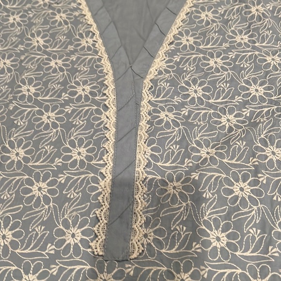 Pakistani 3 piece - Picture 3 of 7